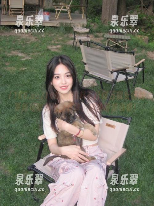 166.su黑料不打烊万篇长征的更新每次都像掉炸弹，刺激得脑袋痛！
