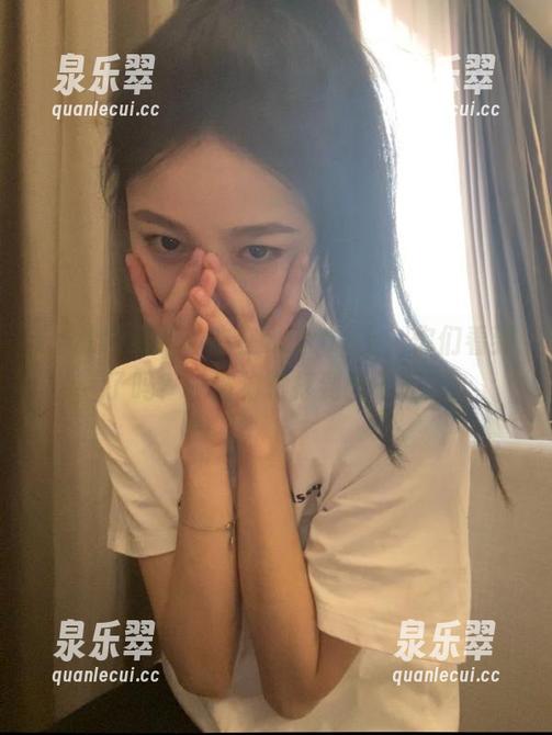 最新动态在zztt01上，你们看到了吗？一波狗粮打到我飞起！