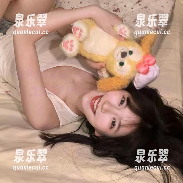遇见“黑网料”，就像打开传送门，想知道她跟他的那点儿事，这瓜不简单。